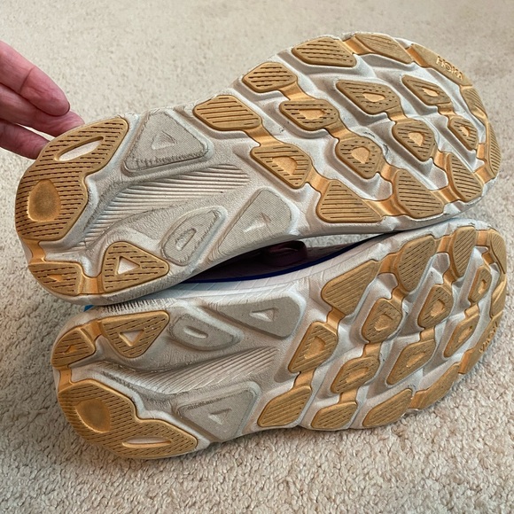 Hoka One One Women's Sneakers Size 8 B Pink Clifton 9 Running Shoes - Picture 8 of 10